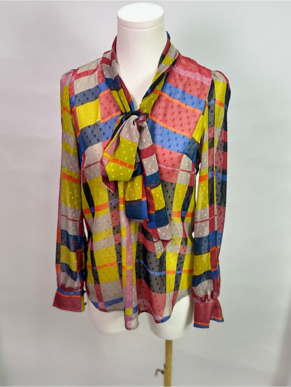 Jessica Simpson textured plaid sheer top | neck tie button down blouse | Size M